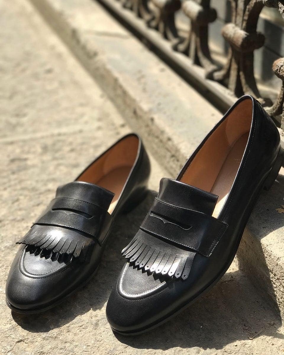 Handmade New Men Elegant Black Leather Tassels Formal Loafer Shoes