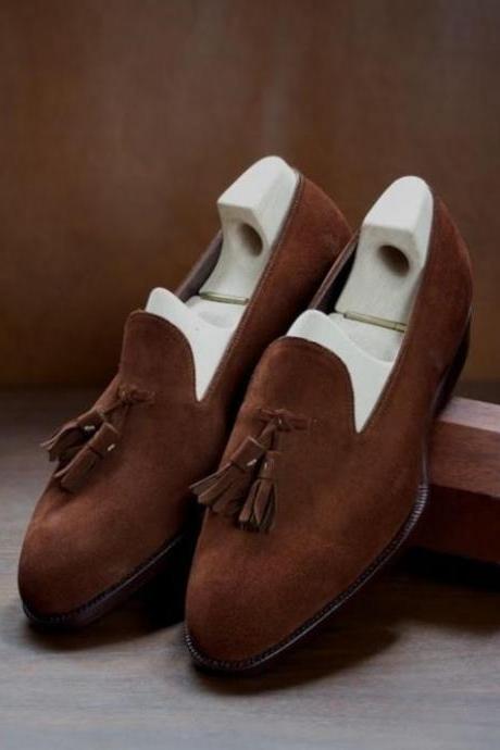 Men Awesome Hand Craft Tassels Loafer in Suede Shoes
