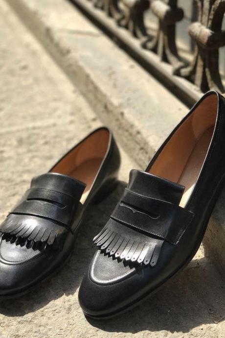 Handmade Men Elegant Black Leather Tassels Formal Loafer Shoes